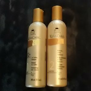 Shampoo & Conditioner set.